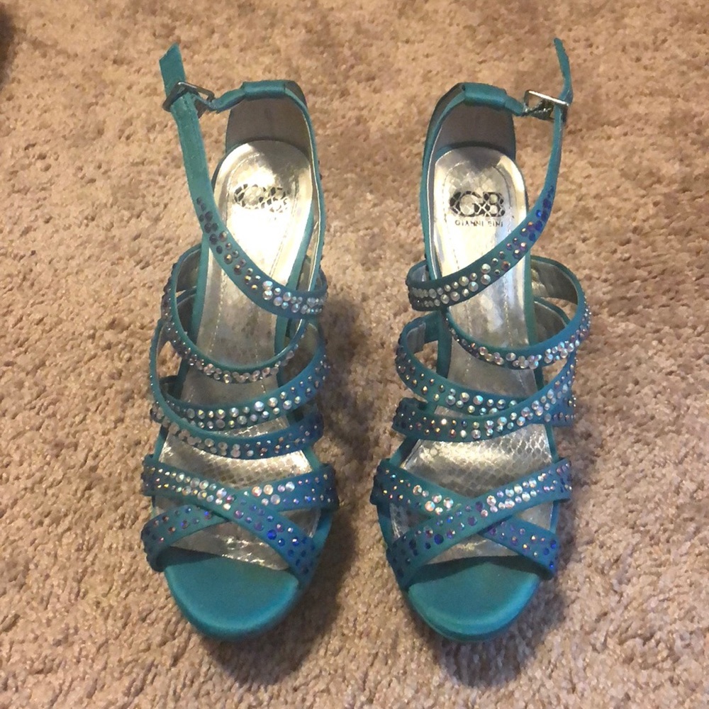 Gianni Bini Turquoise Heels